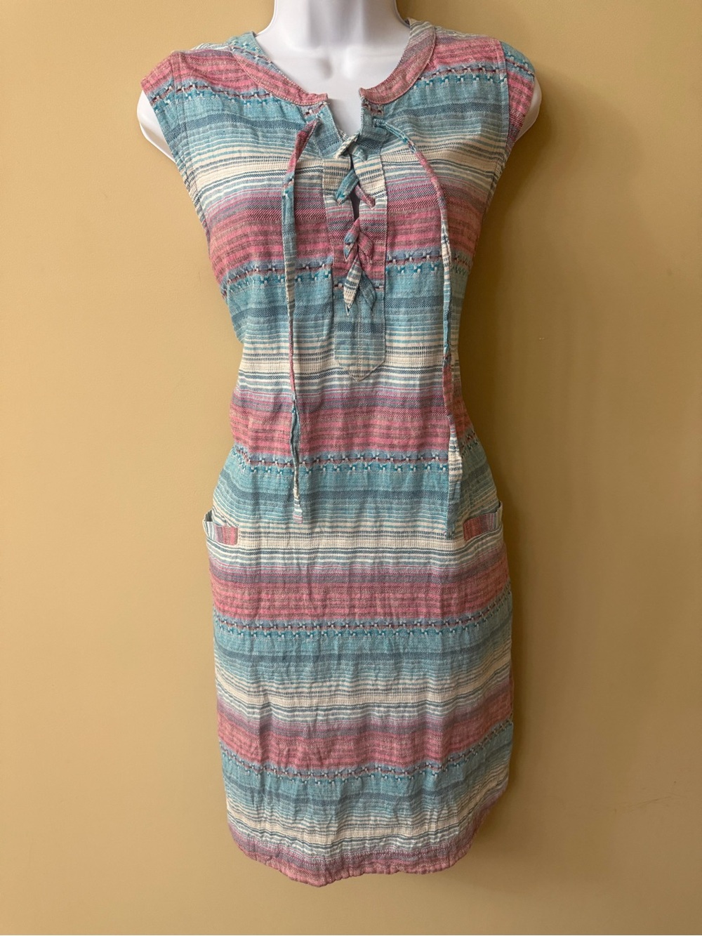 Columbia Women’s Summertime Shift Dress, Size M